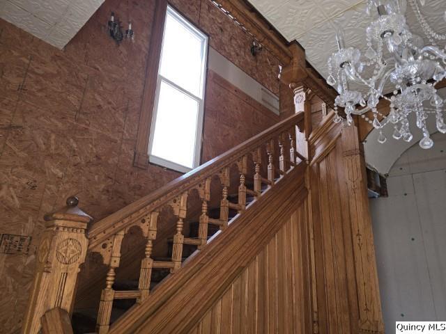 243 Main Street Carthage, IL 62321 - Photo 14 of 26 a view of entryway