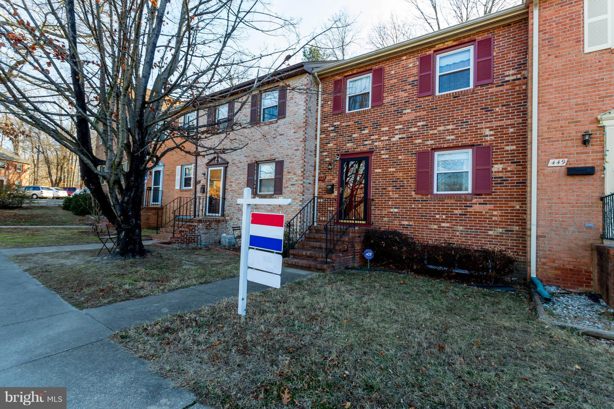 447 Ridgemore Street Fredericksburg, VA 22405 - Photo 2 of 29 Exterior (Front)