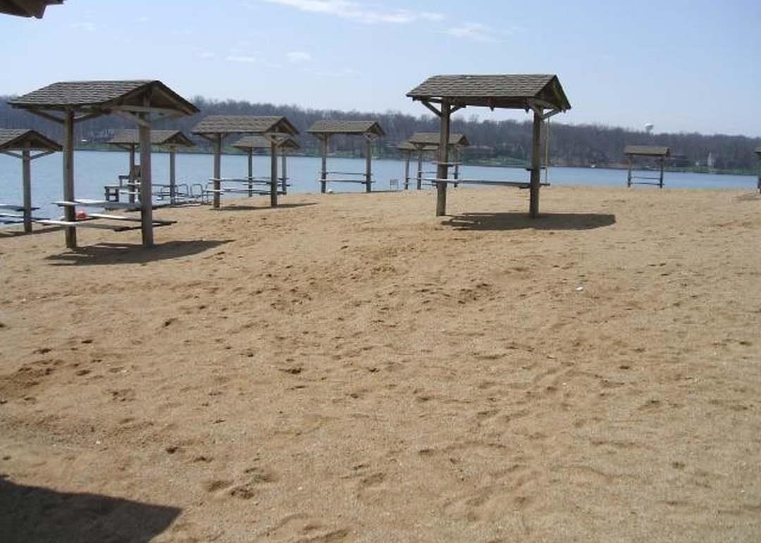 123 Newport Road Davis, IL 61019 - Photo 9 of 11 a an outdoor space with a slide