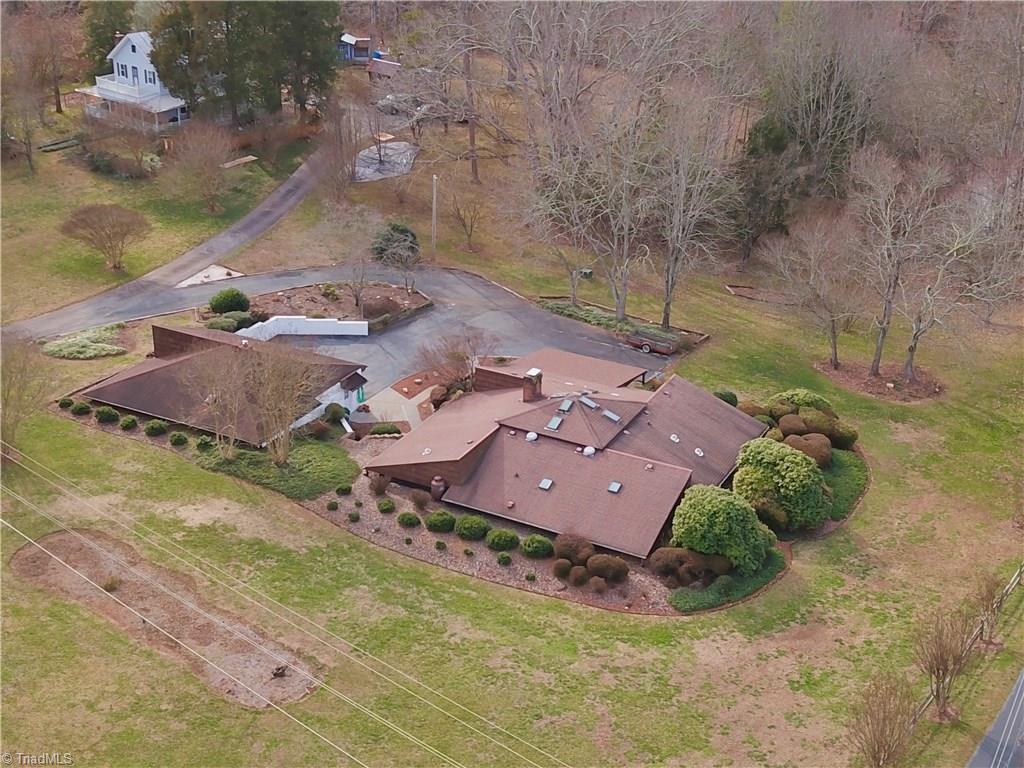 8671 Shallowford Road Lewisville, NC 27023 - Photo 4 of 30 Gallery Image 4