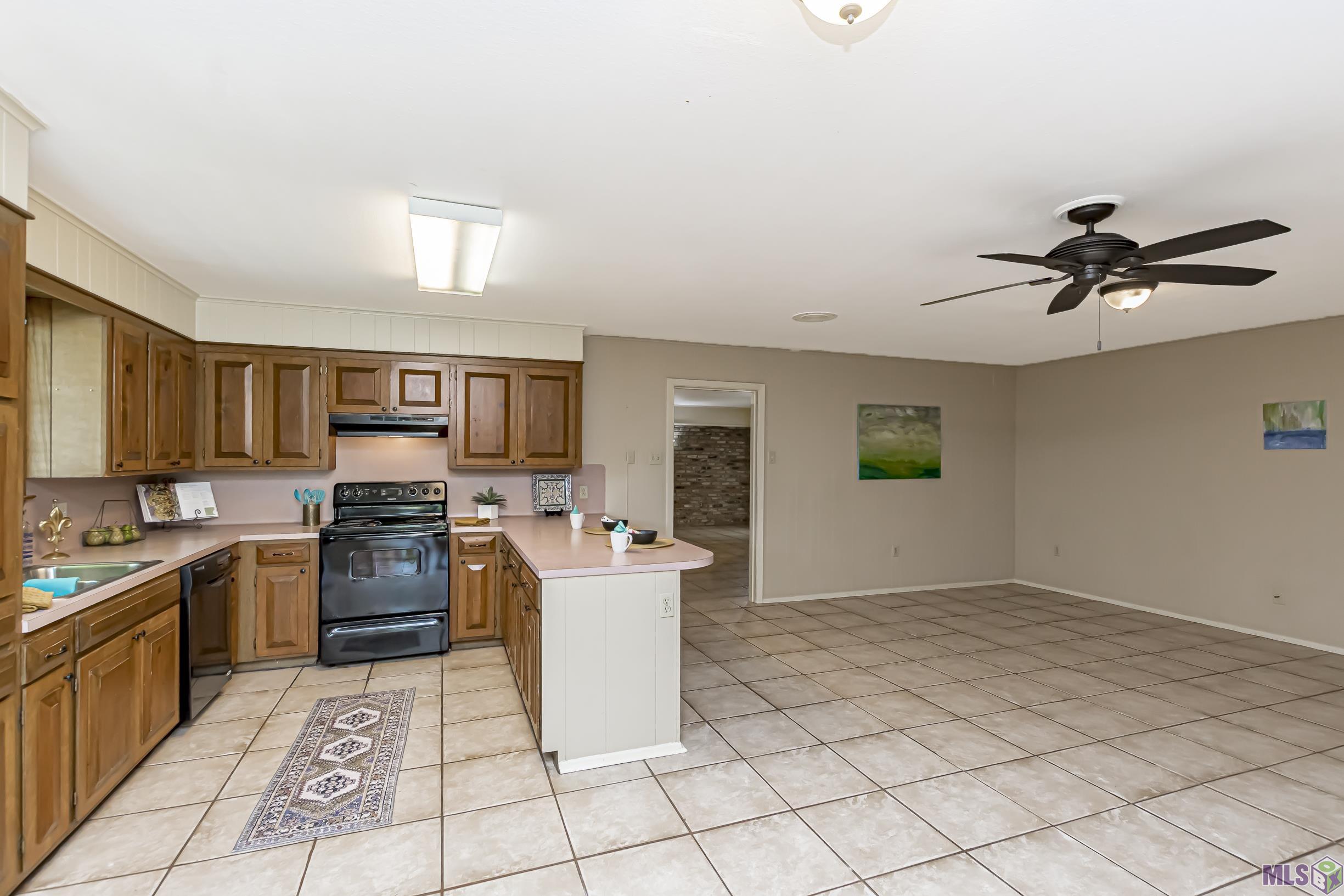 10248 Ridgely Drive Baton Rouge, LA 70809 - Photo 3 of 24 Gallery Image 3