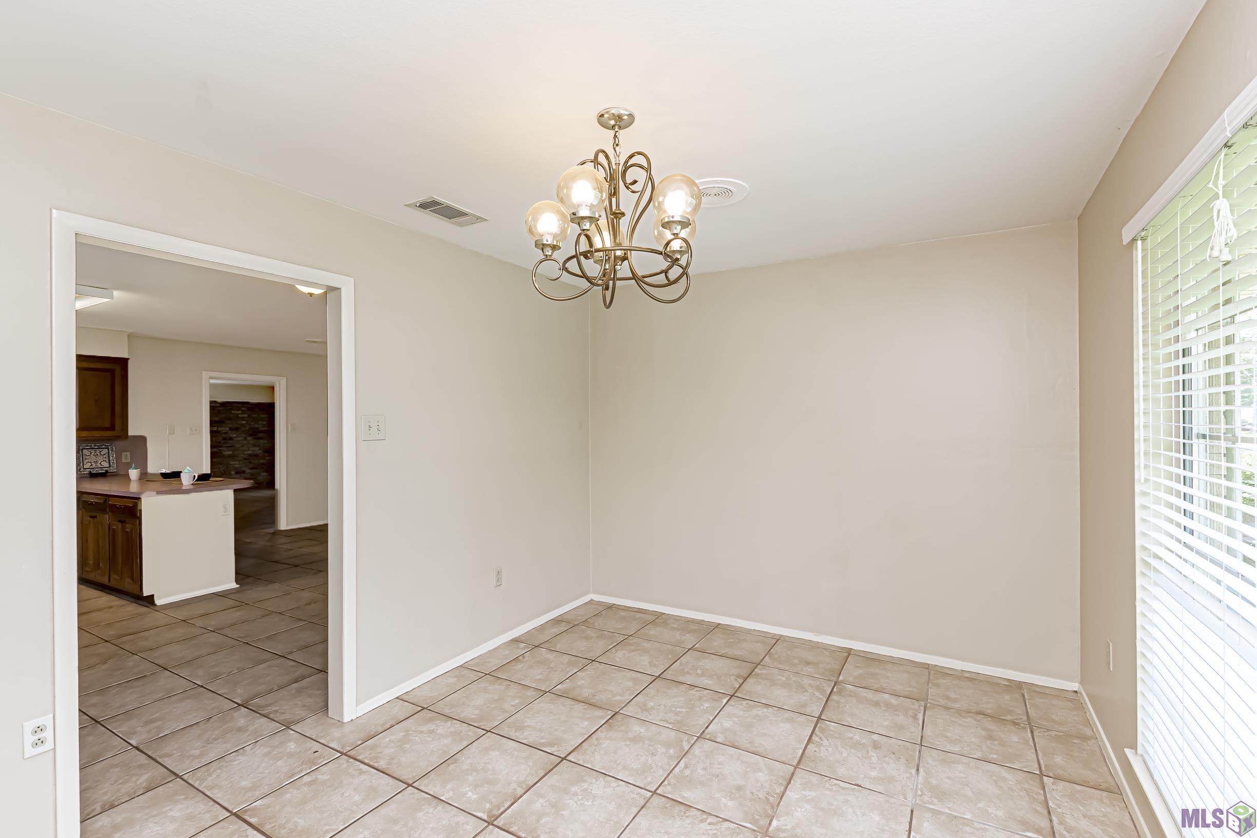 10248 Ridgely Drive Baton Rouge, LA 70809 - Photo 5 of 24 Gallery Image 5