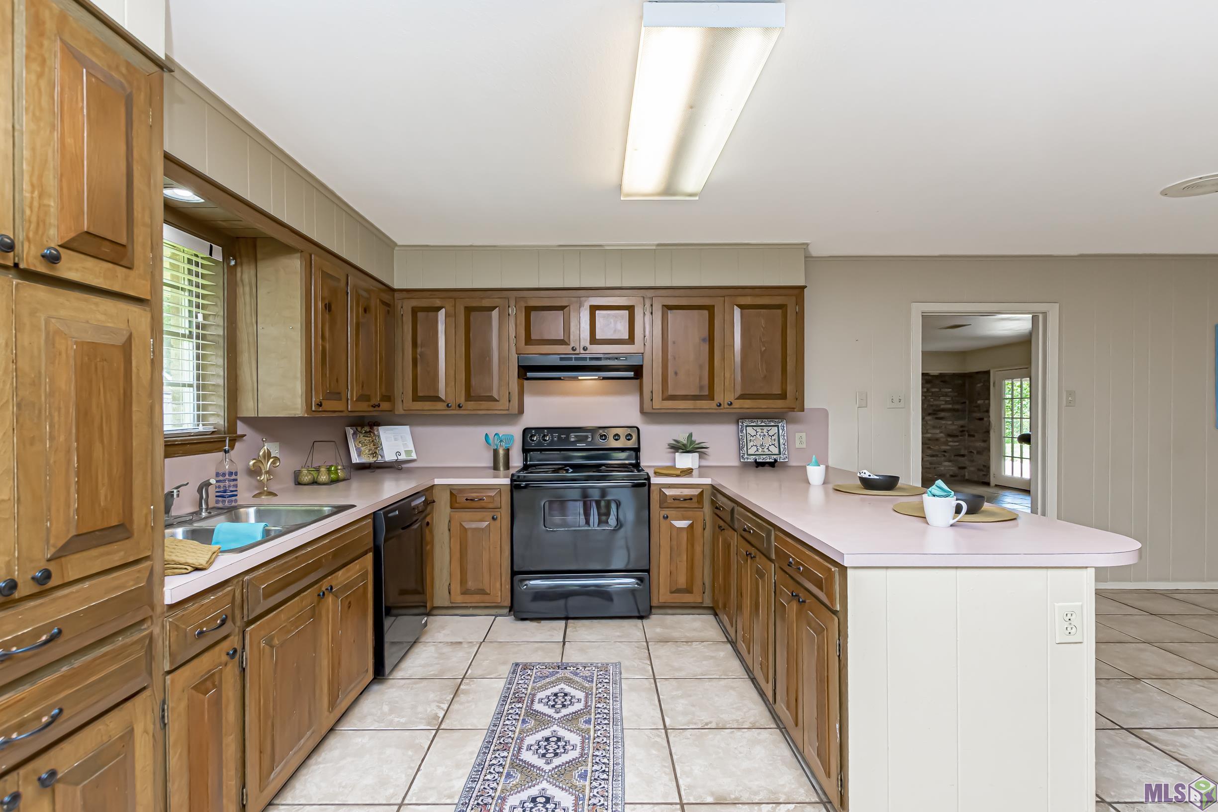 10248 Ridgely Drive Baton Rouge, LA 70809 - Photo 7 of 24 Gallery Image 7