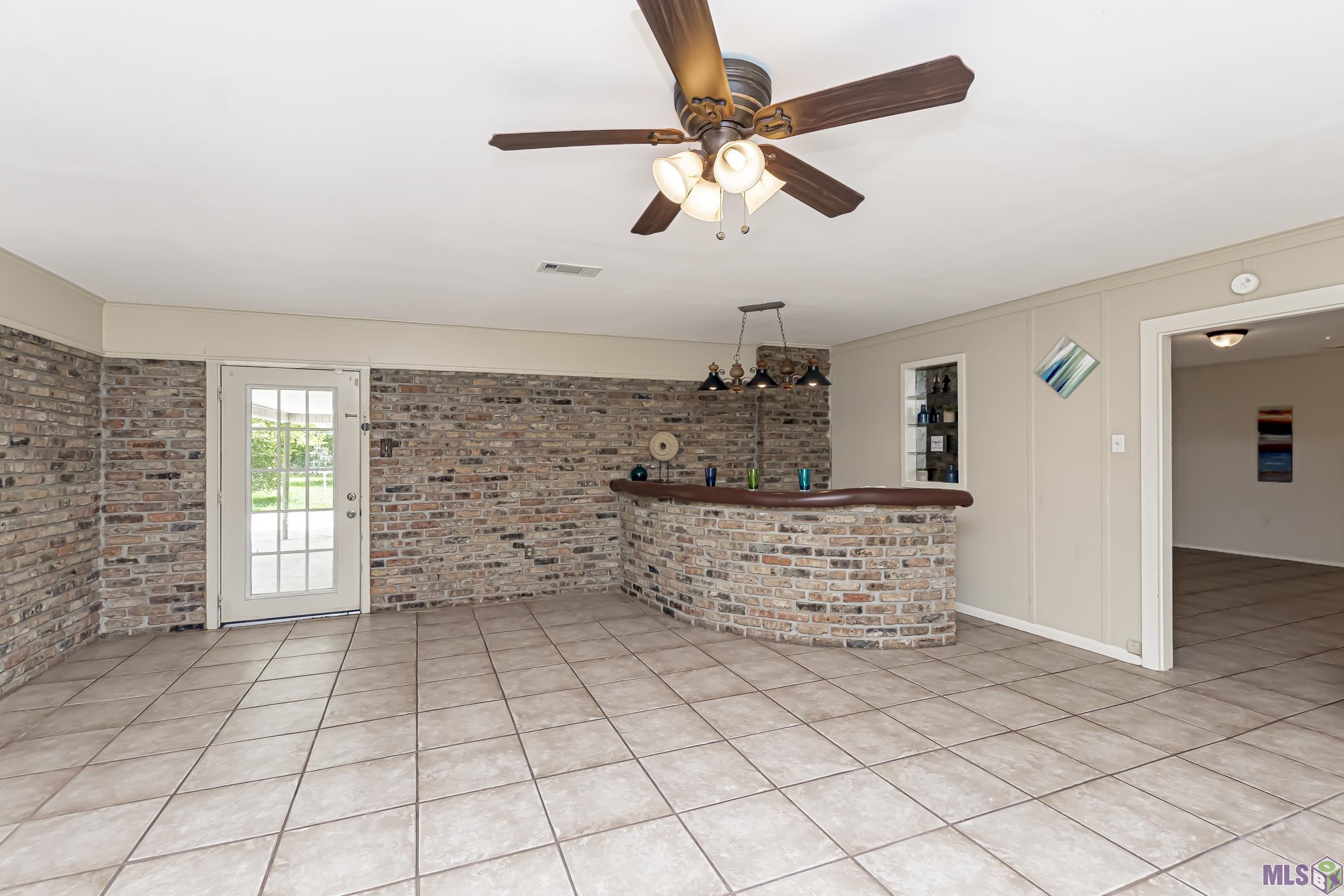 10248 Ridgely Drive Baton Rouge, LA 70809 - Photo 9 of 24 Gallery Image 9
