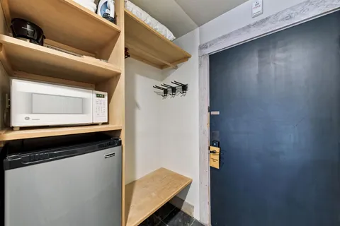 $349,000 | 2000 North Village Drive, Unit 223, Truckee, CA 96161