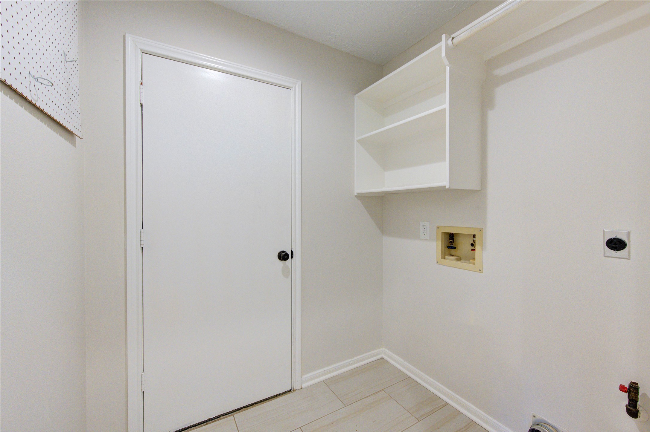 2518 Calvary Lane Katy, TX 77449 - Photo 12 of 26 a view of an empty room