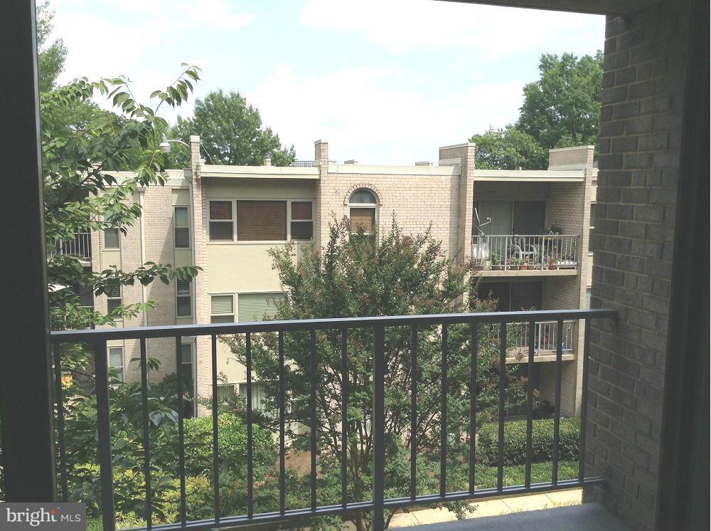 9 Canterbury Square, Unit 301 Alexandria, VA 22304 - Photo 18 of 18 View