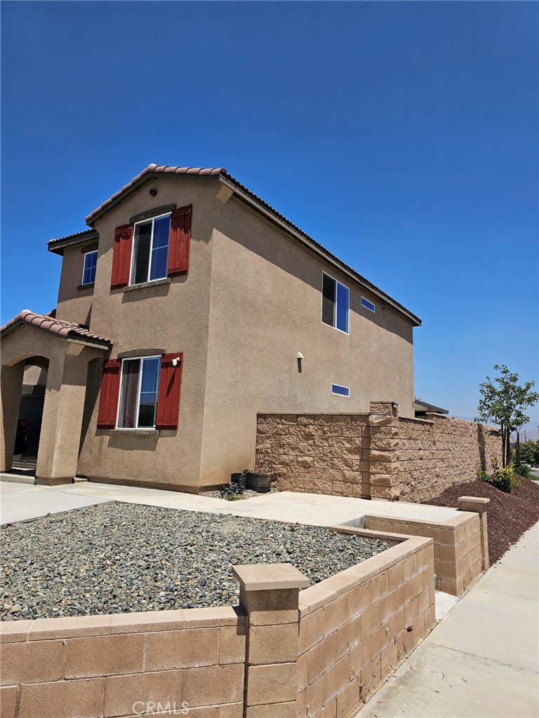 9439 Jurupa Avenue Riverside, CA 92503 - Photo 2 of 20