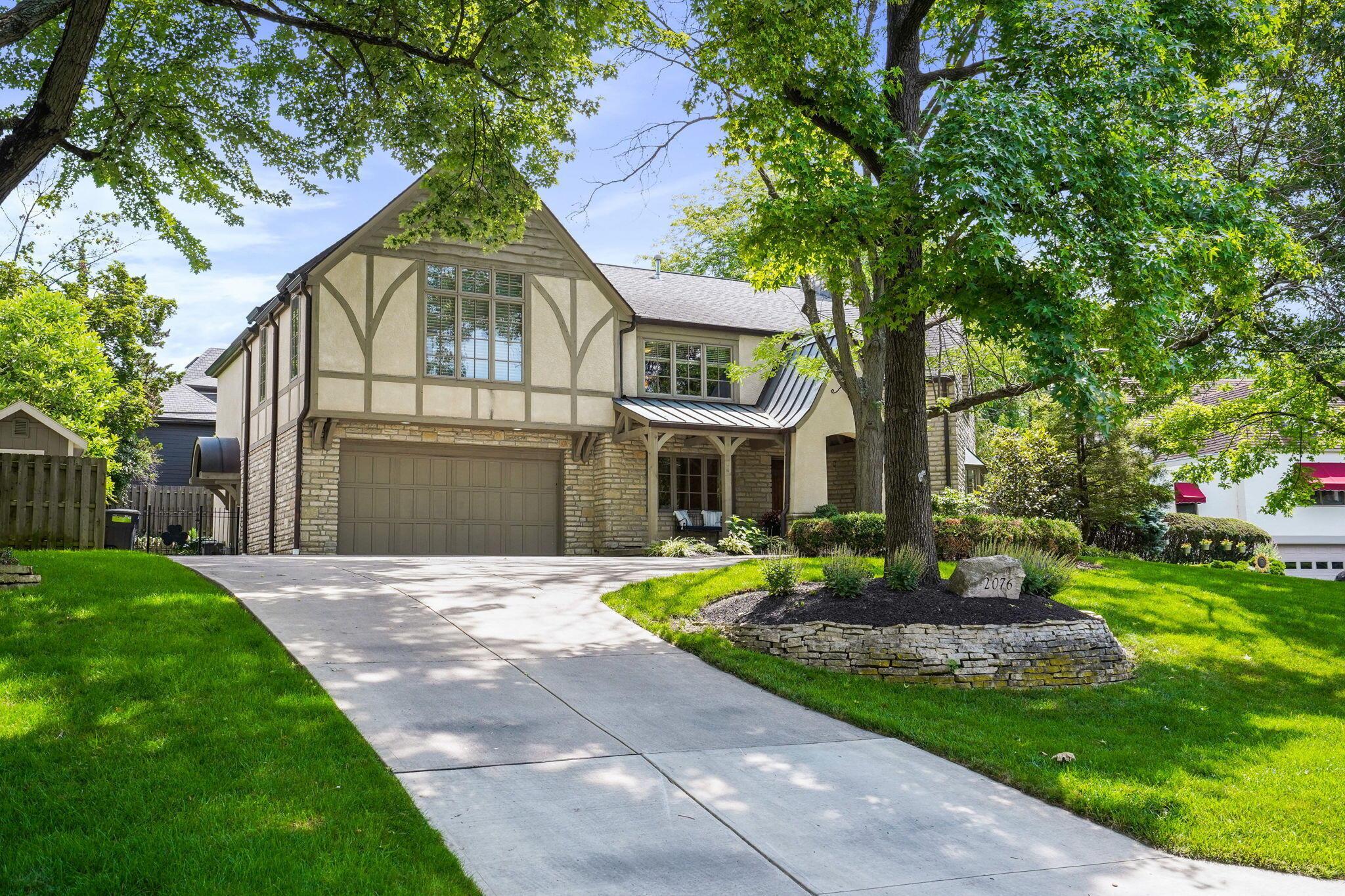 2076 Elgin Road Columbus, OH 43221 - Photo 2 of 82 2-web-or-mls-DSC09925