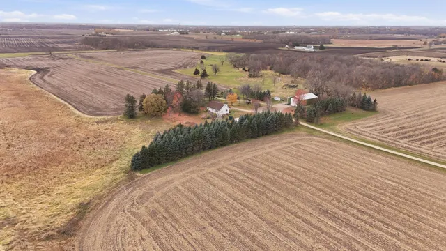 $1 | 11501 Grover Avenue Southwest, Howard Lake, MN 55349