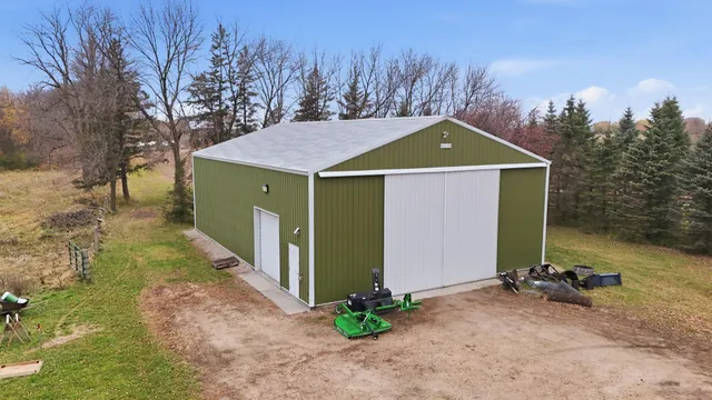 $1 | 11501 Grover Avenue Southwest, Howard Lake, MN 55349