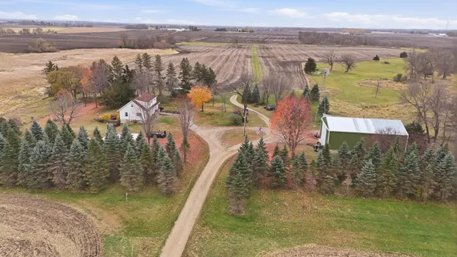 $1 | 11501 Grover Avenue Southwest, Howard Lake, MN 55349