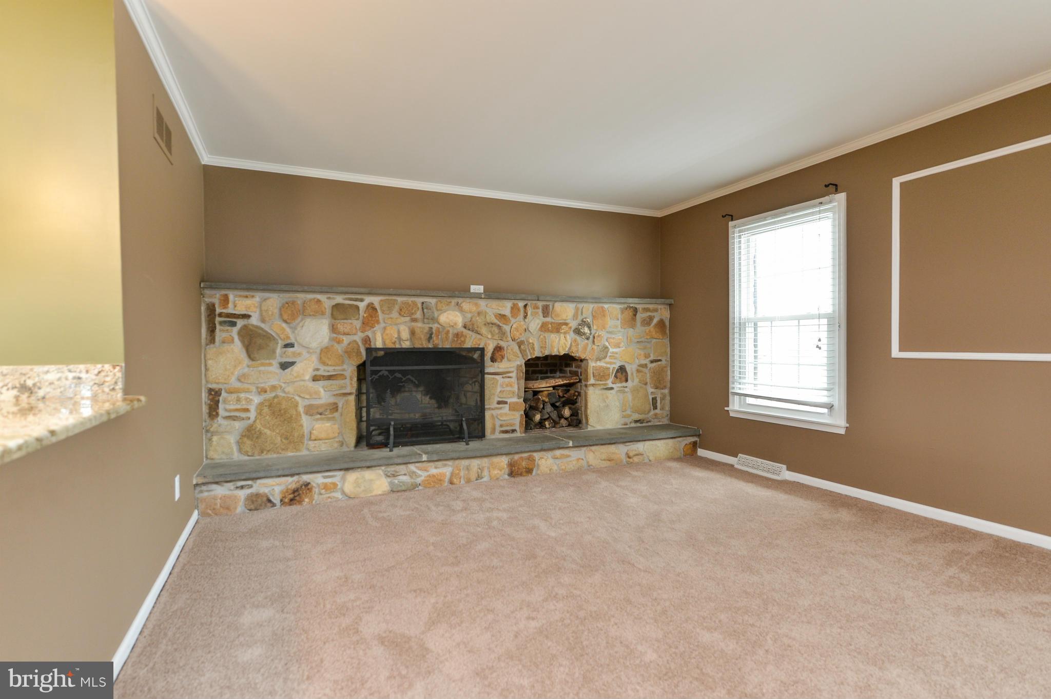 6 Middlecroft Road Elkton, MD 21921 - Photo 8 of 30 Living Room