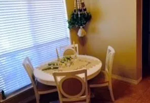 $2,100 | 9304 Marilyn Court, White Settlement, TX 76108