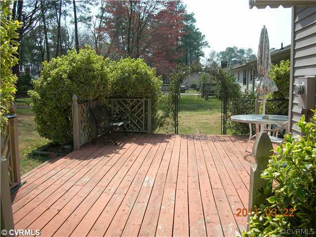 111 Princeton Road Colonial Heights, VA 23834 - Photo 10 of 10 Patio/Deck - Great outdoor space