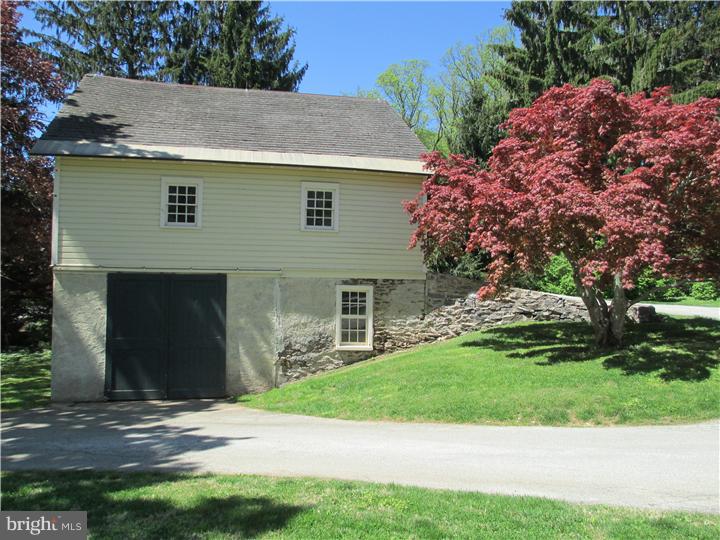 198 Berwind Circle Wayne, PA 19087 - Photo 2 of 20 Barn