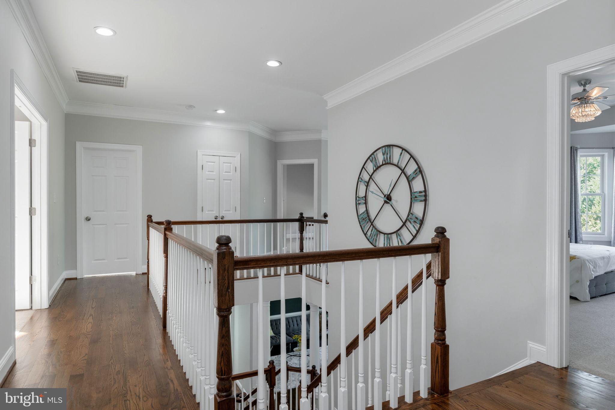6039 Deer Ridge Trail Springfield, VA 22150 - Photo 23 of 103
