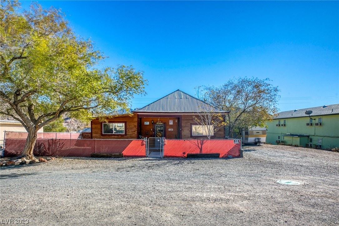 407 Montgomery Street Beatty, NV 89003 - Photo 4 of 41