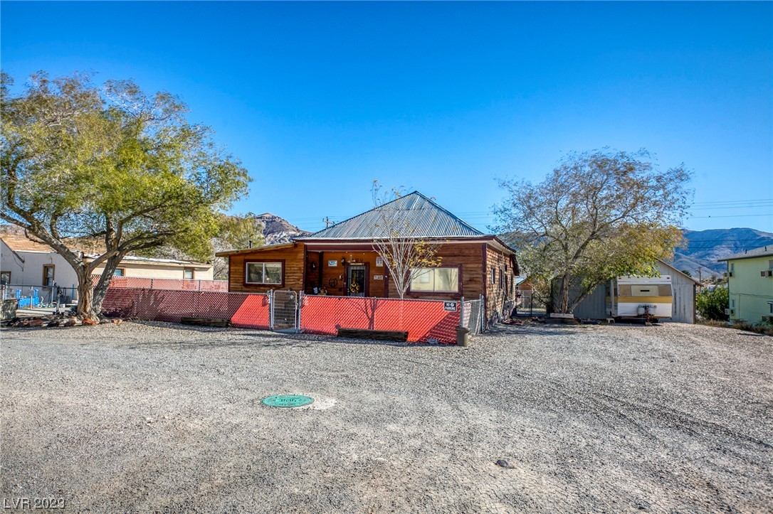 407 Montgomery Street Beatty, NV 89003 - Photo 5 of 41