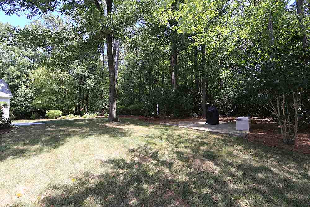 5800 Valley Mist Court Raleigh, NC 27613 - Photo 28 of 30 Backyard