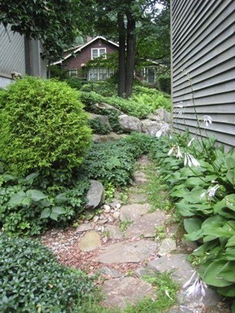 57 Stark Road Worcester, MA 01602 - Photo 9 of 30 Gallery Image 9