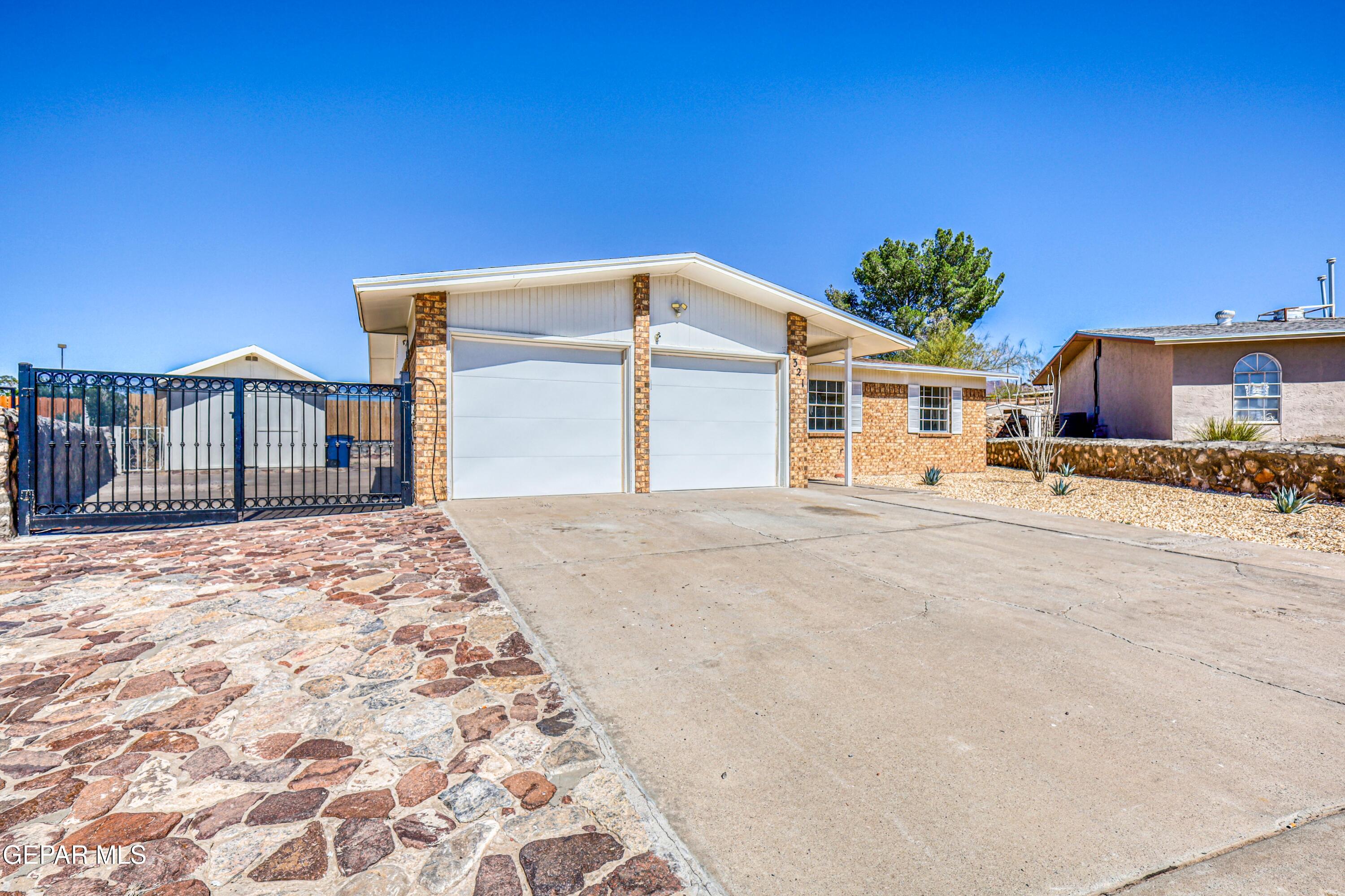 321 Gus Rallis Drive El Paso, TX 79932 - Photo 2 of 38 2