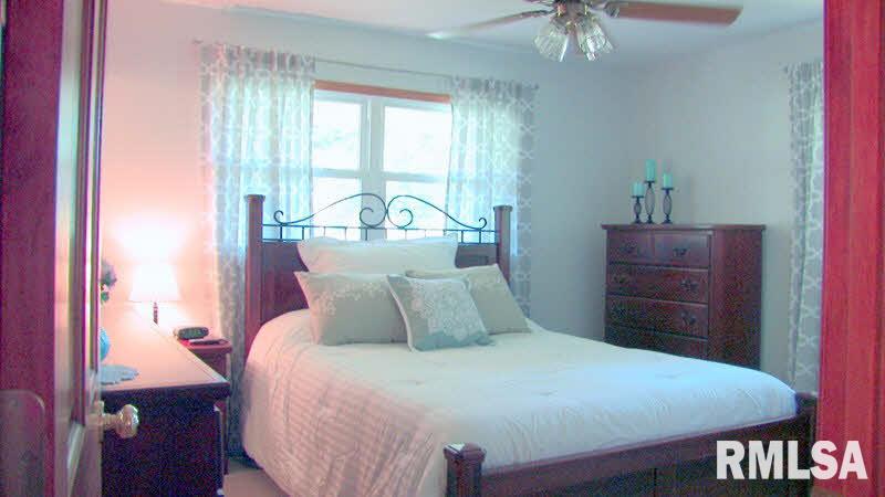 16652 Freeman Spur Road Herrin, IL 62948 - Photo 10 of 13 Gallery Image 10