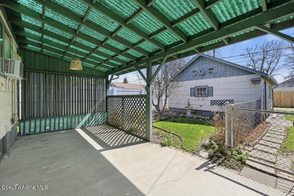 1104 East Indiana Avenue Coeur D'Alene, ID 83814 - Photo 25 of 36 25-Patio