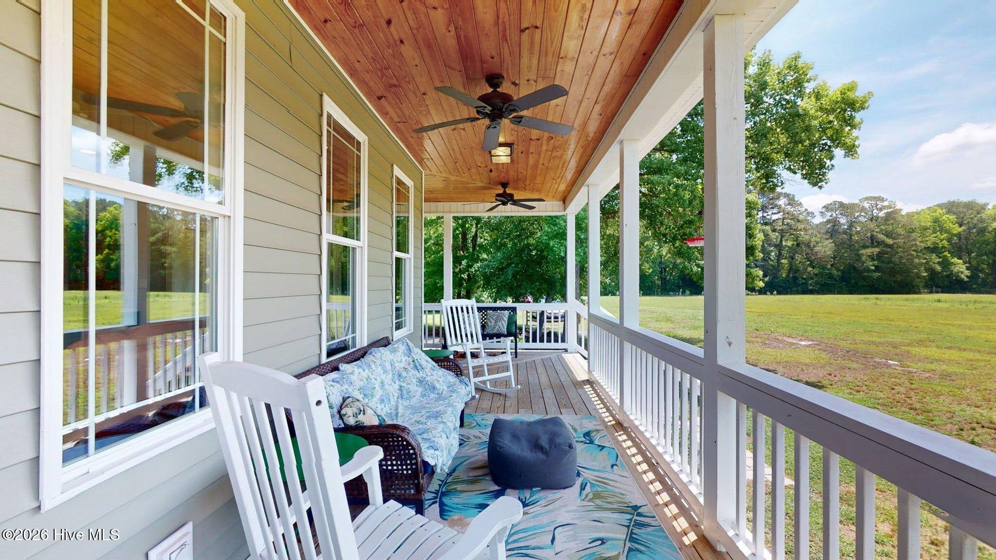708 North Sunset Street Atkinson, NC 28421 - Photo 47 of 63