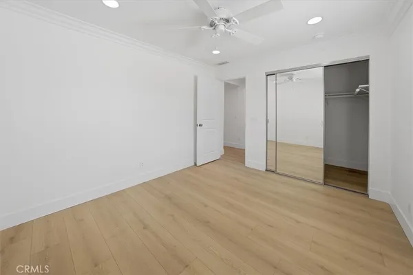 $4,875 | 24324 Victory Boulevard, Woodland Hills, CA 91367