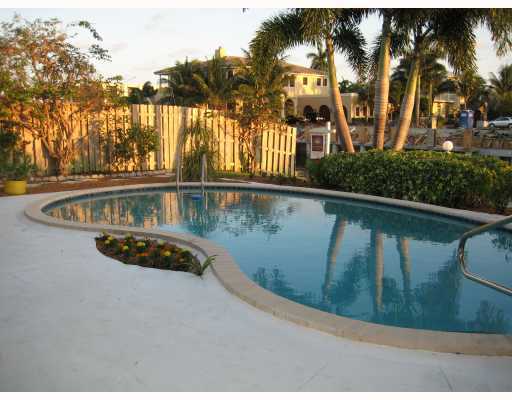 660 Lakeview Terrace Boca Raton, FL 33431 - Photo 3 of 13 Additional Photo