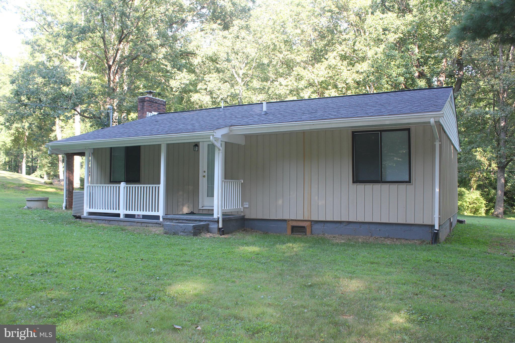 7376 Atlee Road Warrenton, VA 20187 - Photo 3 of 15 Exterior (Rear)
