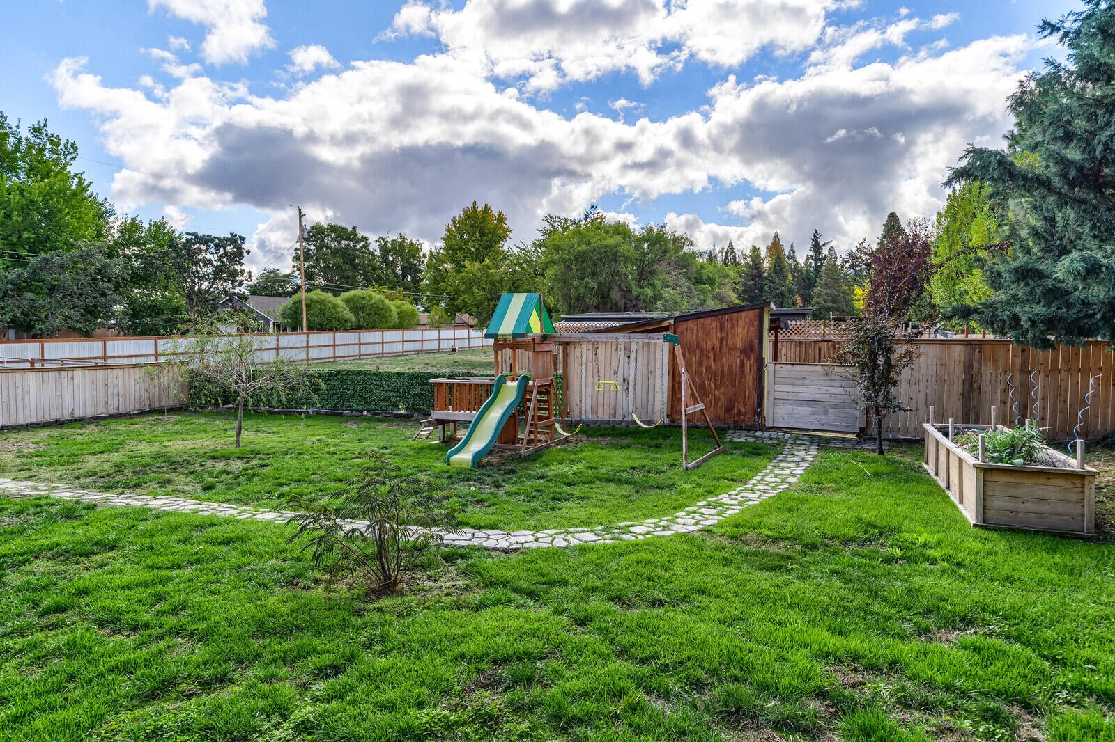 1545 Camp Baker Road Medford, OR 97501 - Photo 43 of 70 14_CBR_14_mls