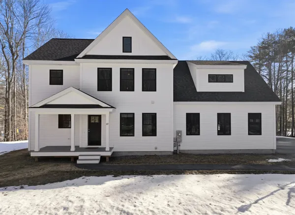 $710,000 | 69 Priest Road, Nottingham, NH 03290