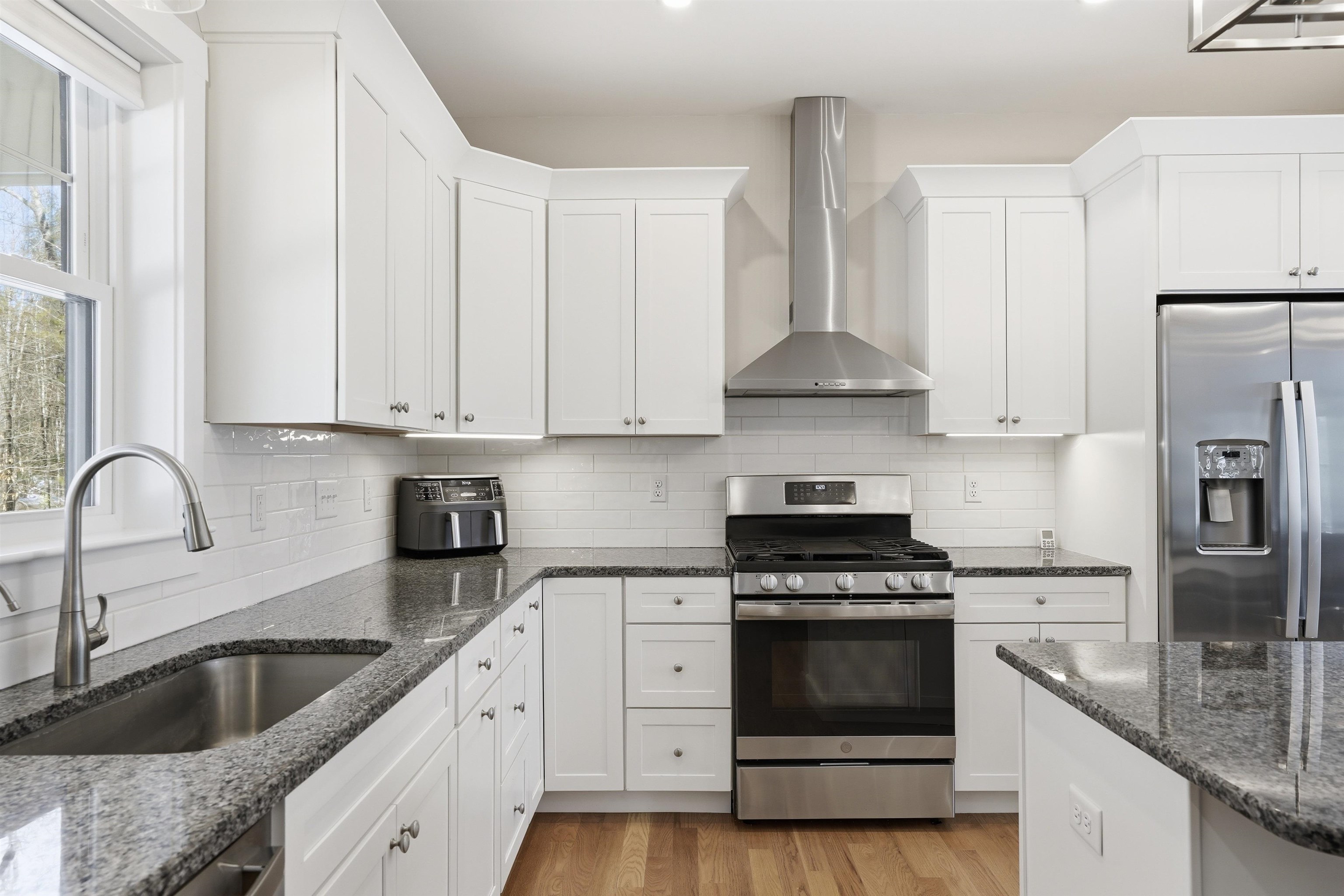 69 Priest Road Nottingham, NH 03290 - Photo 14 of 48