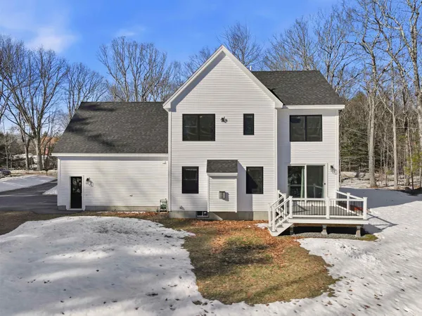 $710,000 | 69 Priest Road, Nottingham, NH 03290