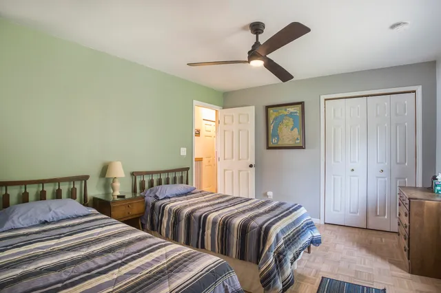 $899,900 | 1445 Highway 2, St. Ignace, MI 49781