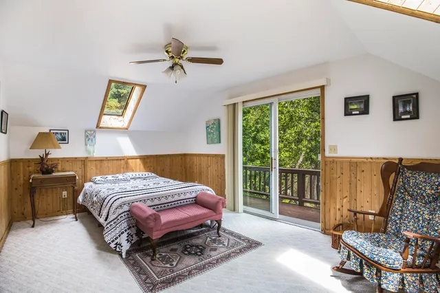 $899,900 | 1445 Highway 2, St. Ignace, MI 49781