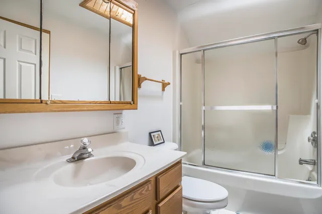 $899,900 | 1445 Highway 2, St. Ignace, MI 49781