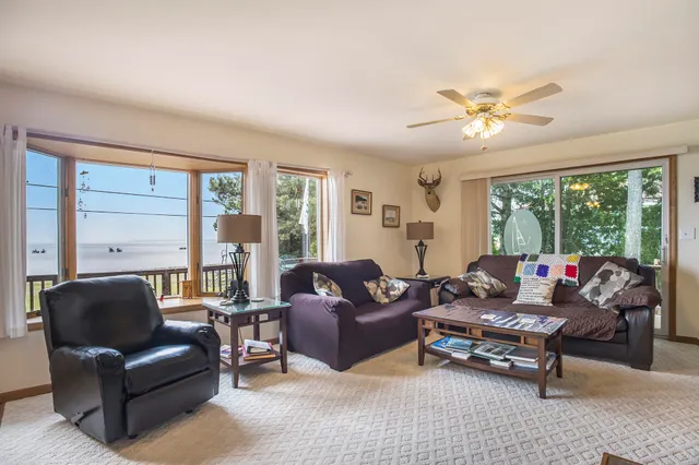 $899,900 | 1445 Highway 2, St. Ignace, MI 49781