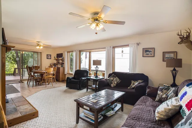 $899,900 | 1445 Highway 2, St. Ignace, MI 49781