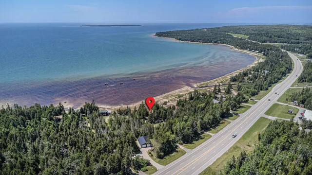$899,900 | 1445 Highway 2, St. Ignace, MI 49781