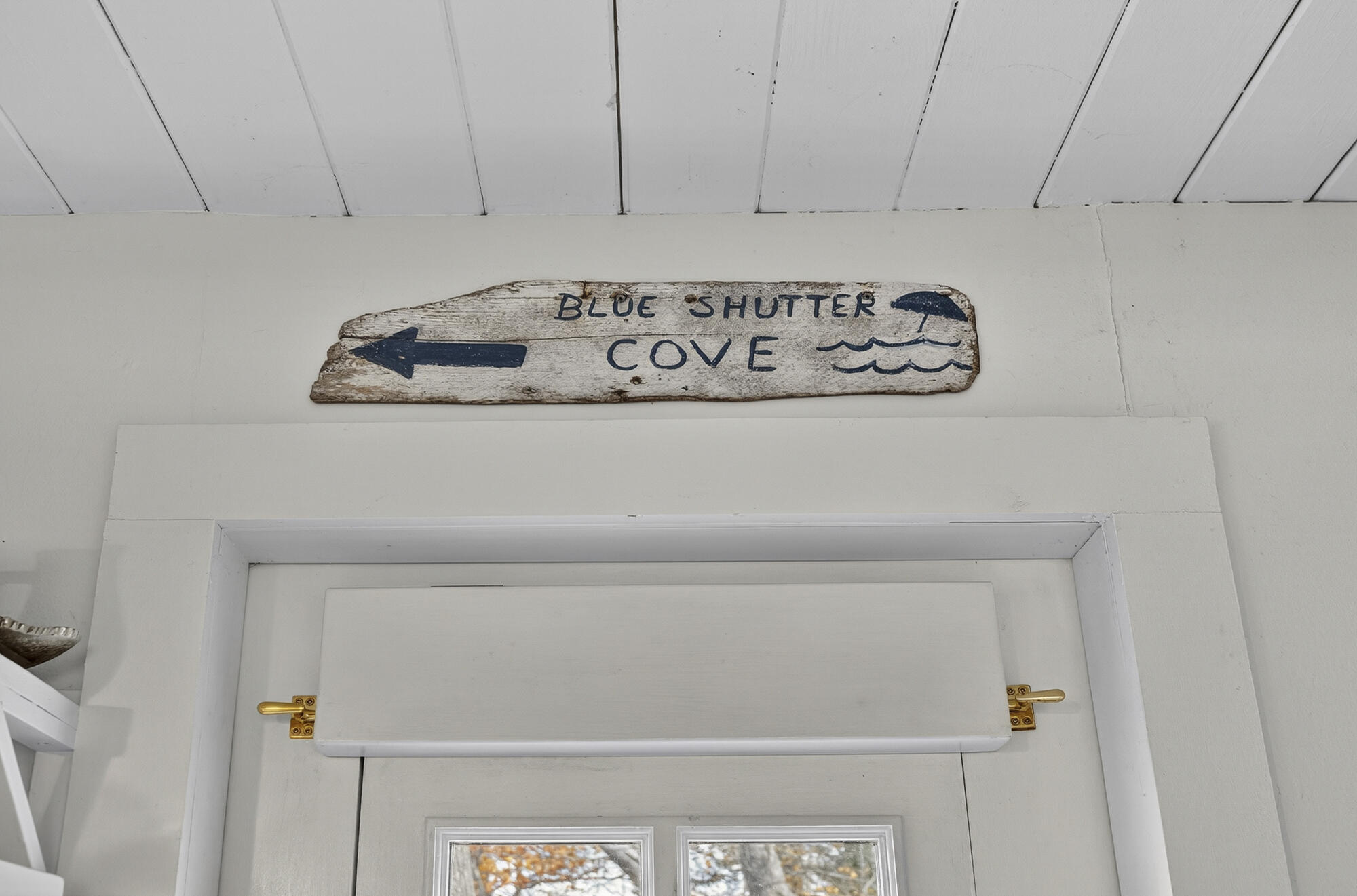 562 Island Avenue Portland, ME 04108 - Photo 20 of 49 Blue Shutter