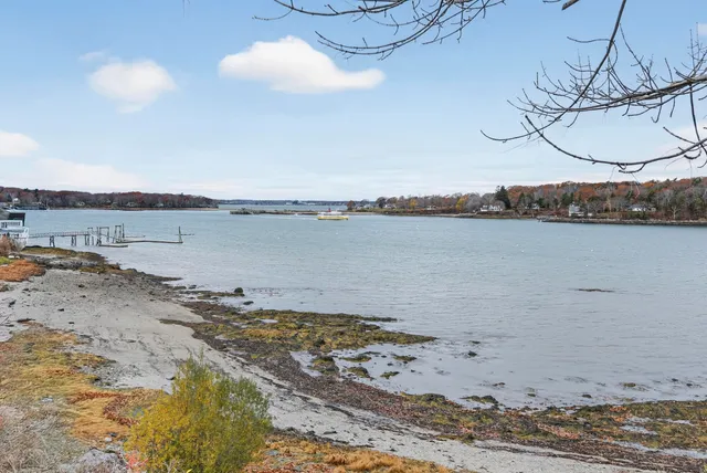 $850,000 | 562 Island Avenue, Portland, ME 04108