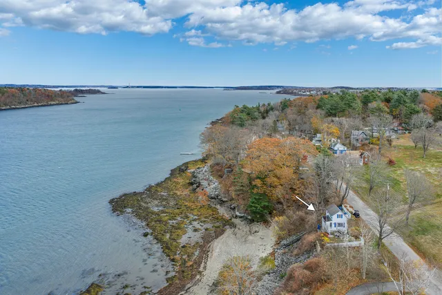 $850,000 | 562 Island Avenue, Portland, ME 04108