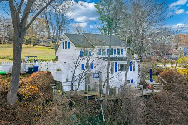 $850,000 | 562 Island Avenue, Portland, ME 04108