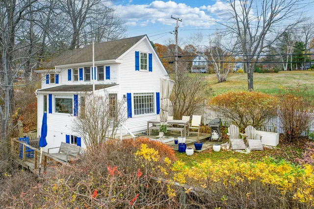 $850,000 | 562 Island Avenue, Portland, ME 04108