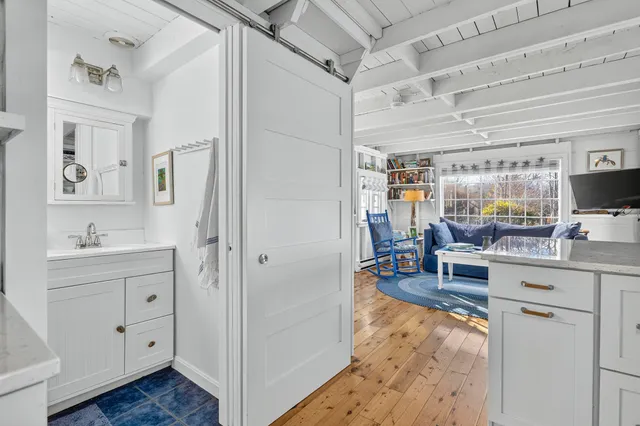 $850,000 | 562 Island Avenue, Portland, ME 04108