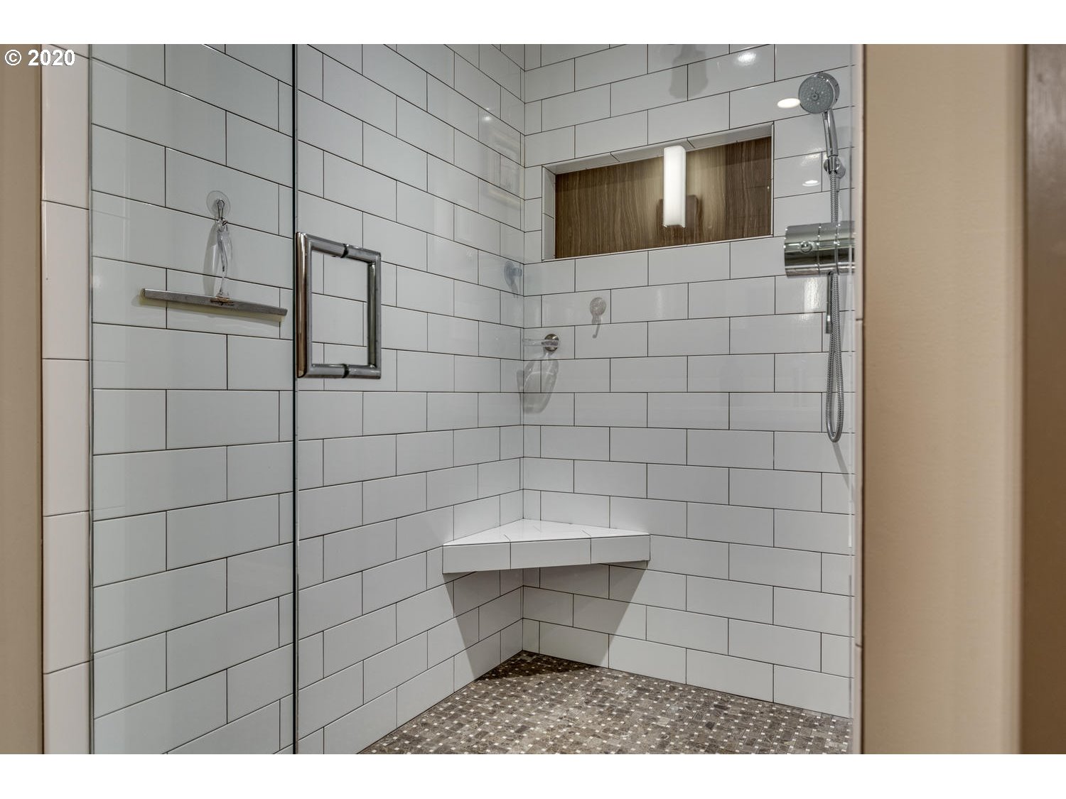 640 Southwest Cheltenham Street Portland, OR 97239 - Photo 24 of 32 Gallery Image 24