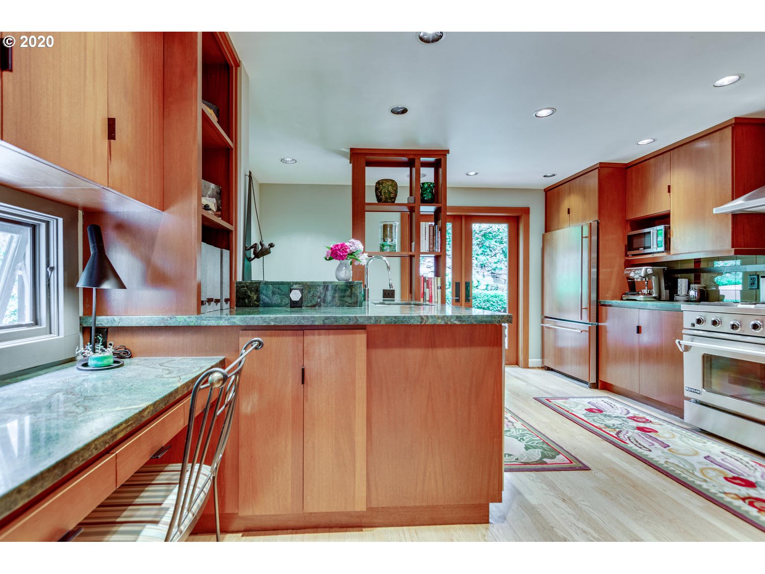 640 Southwest Cheltenham Street Portland, OR 97239 - Photo 10 of 32 Gallery Image 10